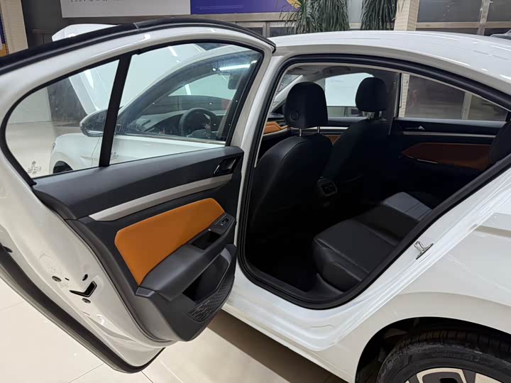 Bora 2023 200TSI DSG PRO фото 17