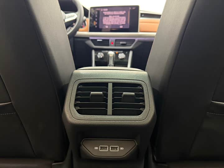 Bora 2023 200TSI DSG PRO фото 19