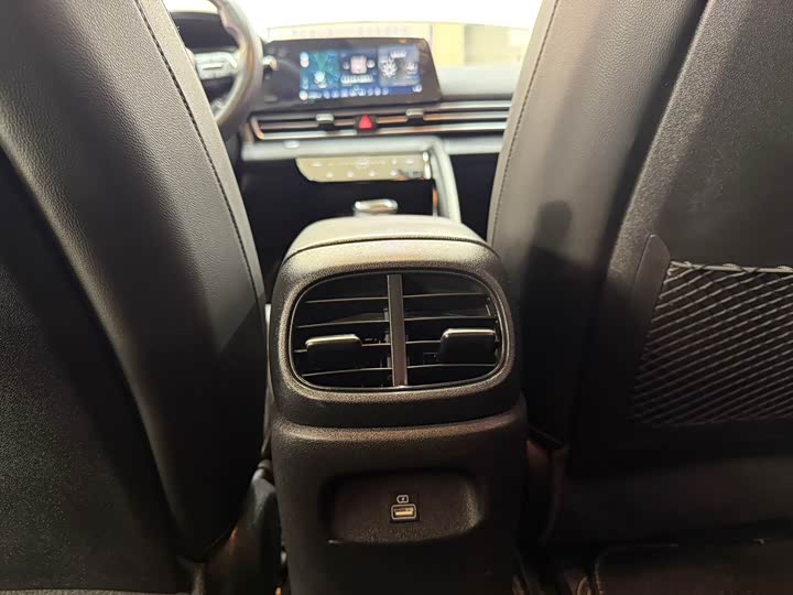 Elantra 2022 1.5L CVT LUX фото 19