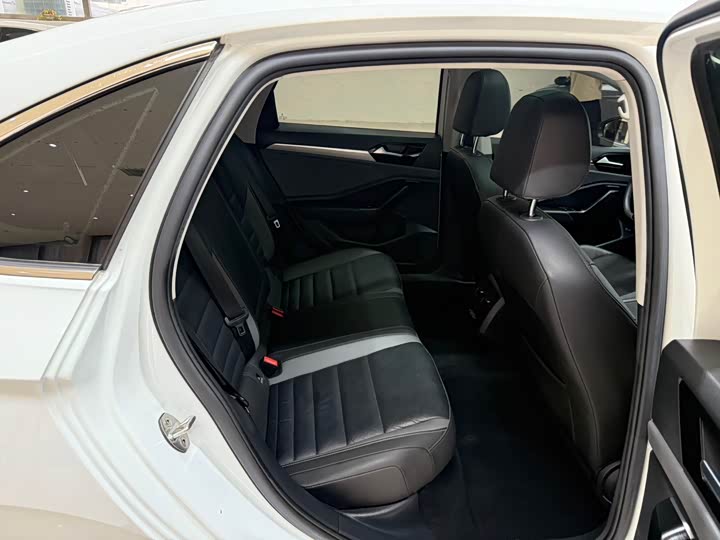 Sagitar 2022 280TSI DSG Beyond фото 22