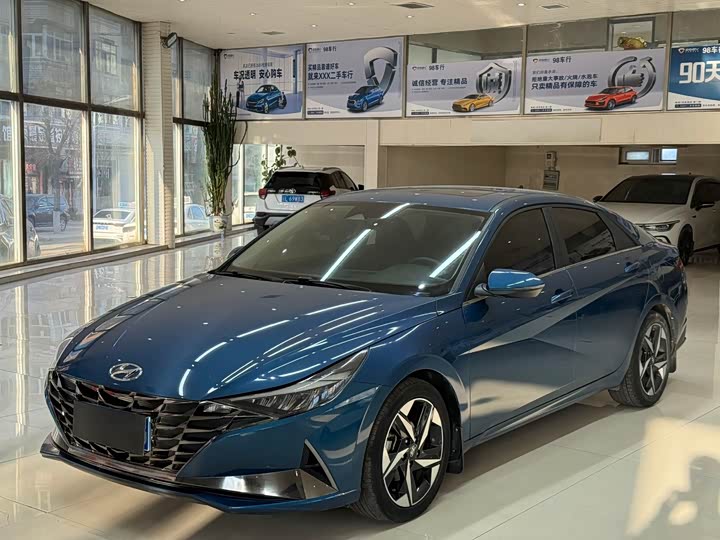 Elantra 2022 1.5L CVT LUX