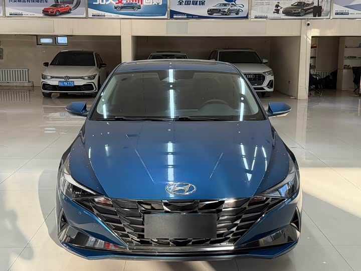 Elantra 2022 1.5L CVT LUX фото 2