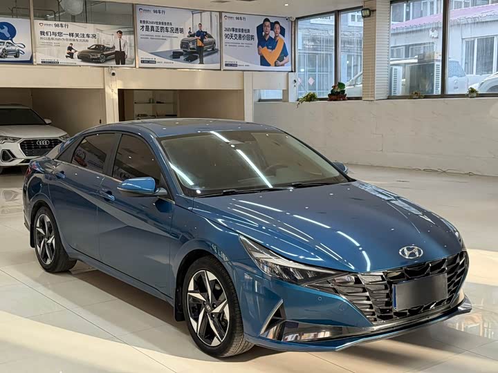 Elantra 2022 1.5L CVT LUX фото 3