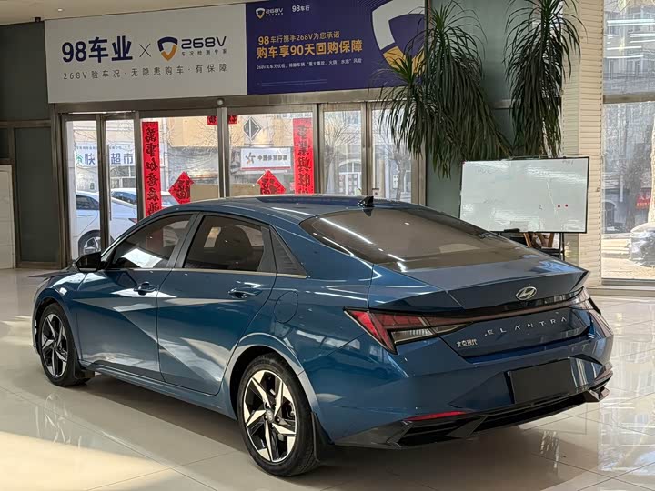 Elantra 2022 1.5L CVT LUX фото 6