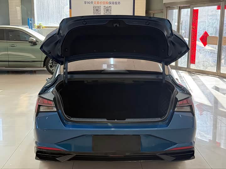 Elantra 2022 1.5L CVT LUX фото 24