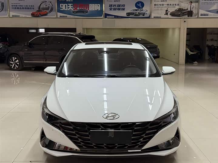 Elantra 2022 1.5L CVT LUX фото 2