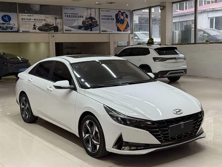 Elantra 2022 1.5L CVT LUX фото 3