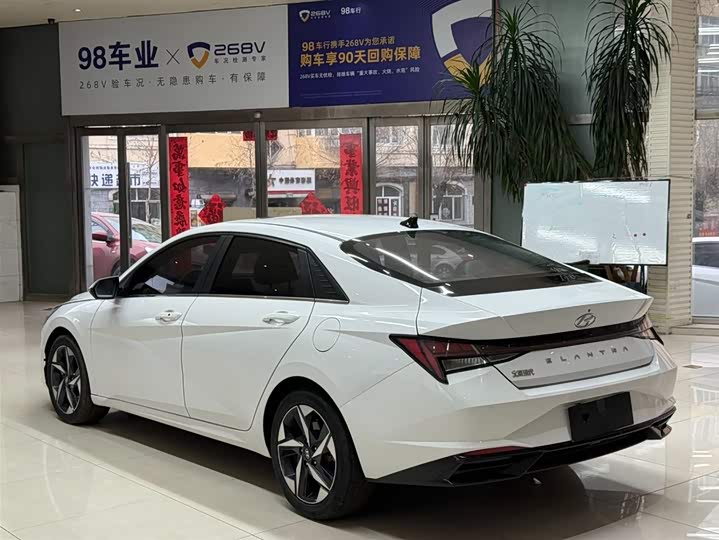 Elantra 2022 1.5L CVT LUX фото 6