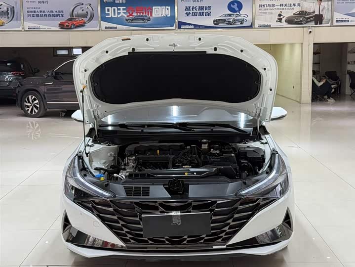 Elantra 2022 1.5L CVT LUX фото 7