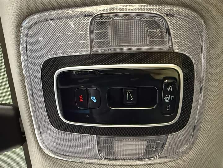Elantra 2022 1.5L CVT LUX фото 14