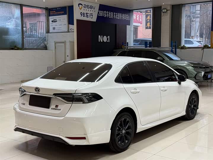 Corolla 2021 TNGA 1.5L CVT GR SPORT фото 4