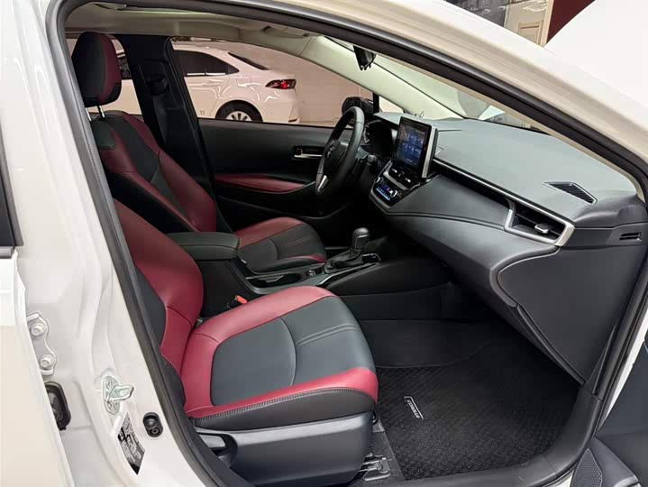 Corolla 2021 TNGA 1.5L CVT GR SPORT фото 21