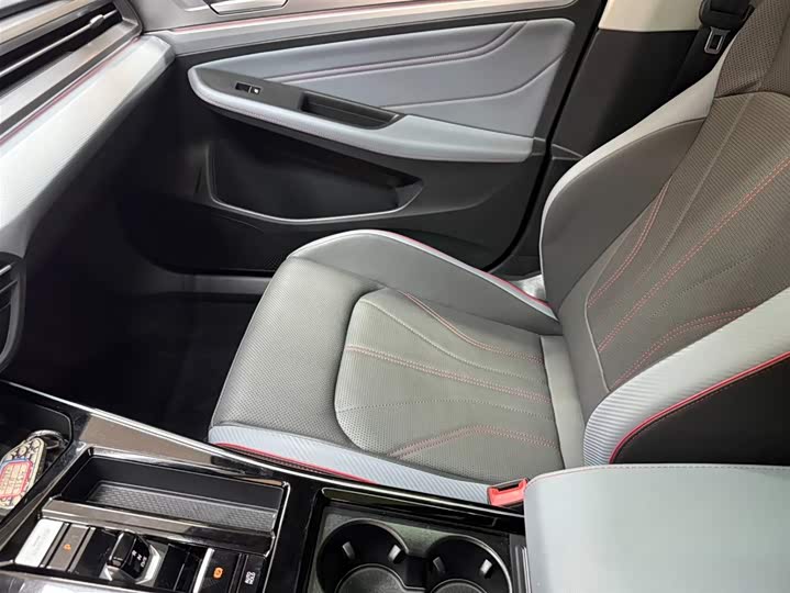 Lamando 2022 L 280TSI DSG Cool фото 17
