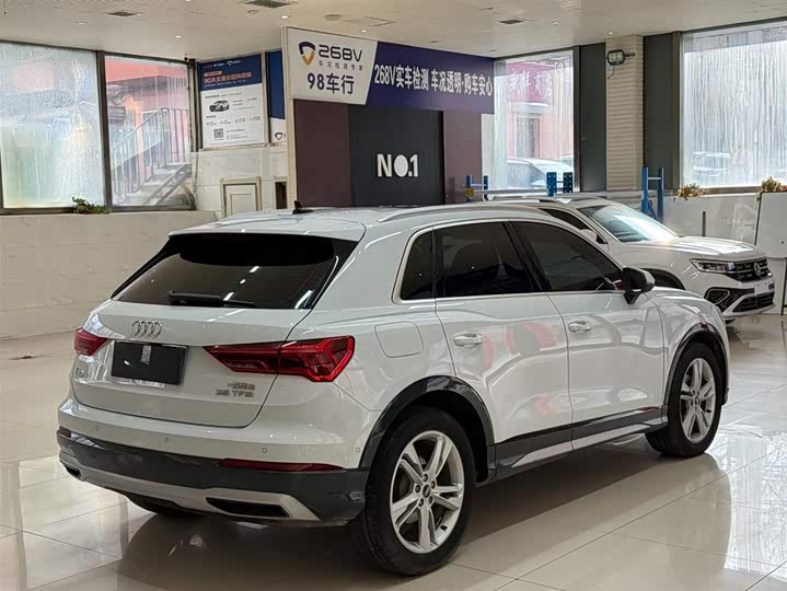 Audi Q3 2022 35 TFSI Fashion Elegant фото 4