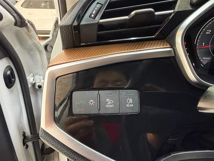Audi Q3 2022 35 TFSI Fashion Elegant фото 9
