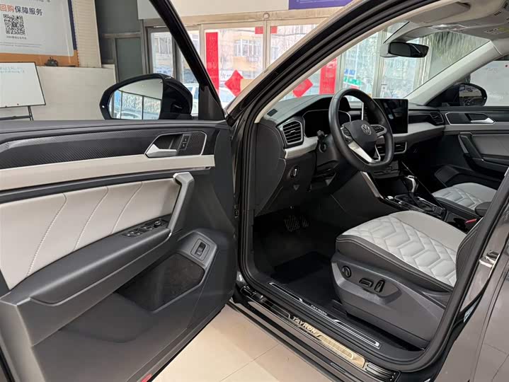 Tayron 2023 280TSI 2WD Luxury Plus Advanced фото 8