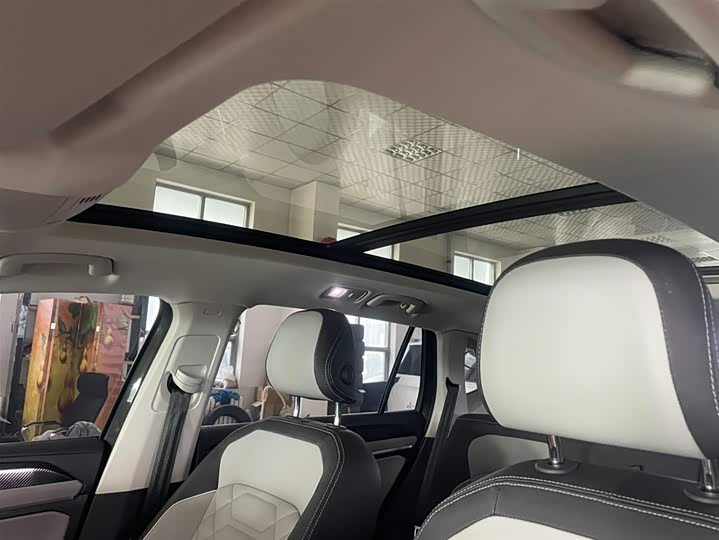 Tayron 2023 280TSI 2WD Luxury Plus Advanced фото 16