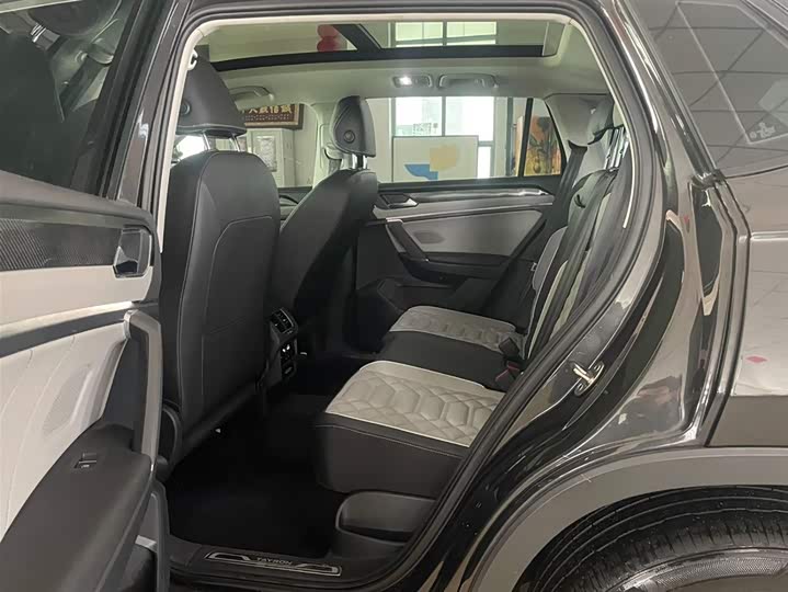 Tayron 2023 280TSI 2WD Luxury Plus Advanced фото 23