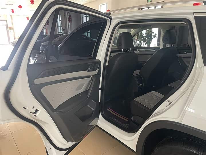 Tayron 2023 280TSI 2WD Luxury Plus Advanced фото 19