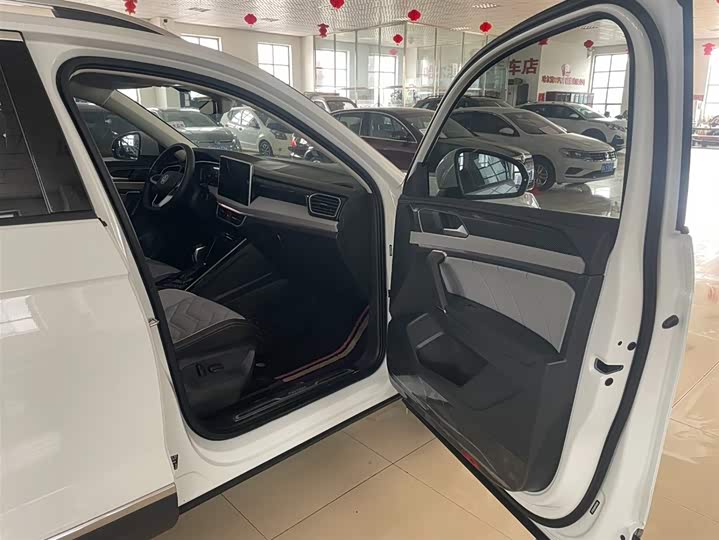 Tayron 2023 280TSI 2WD Luxury Plus Advanced фото 22