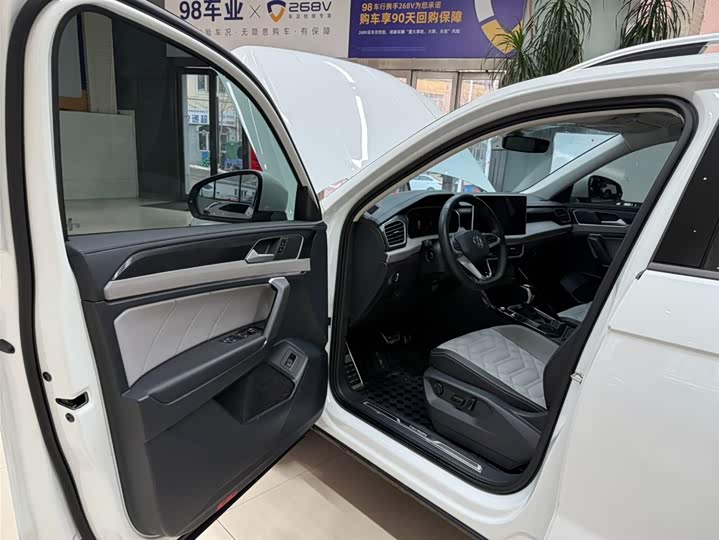Tayron 2023 280TSI 2WD Luxury Plus Advanced фото 10