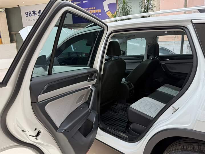 Tayron 2023 280TSI 2WD Luxury Plus Advanced фото 19