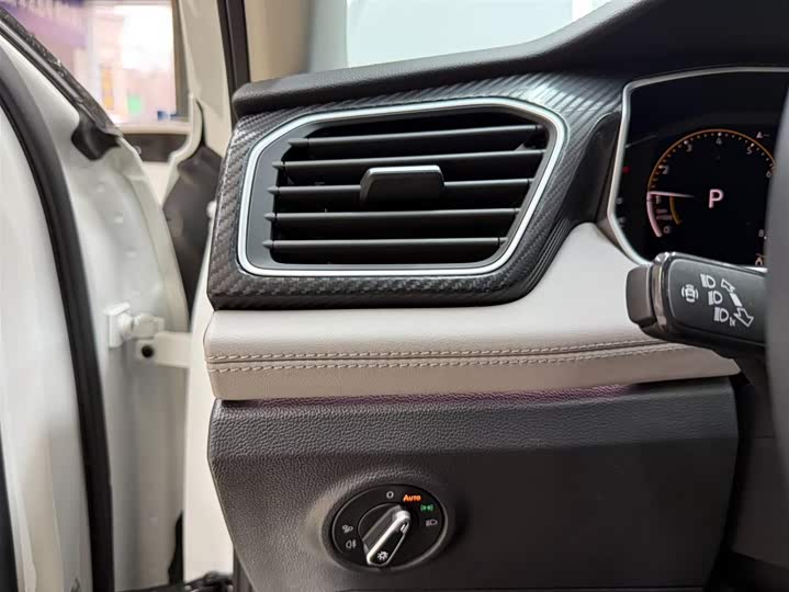 Tayron 2023 280TSI 2WD Luxury Plus Advanced фото 21
