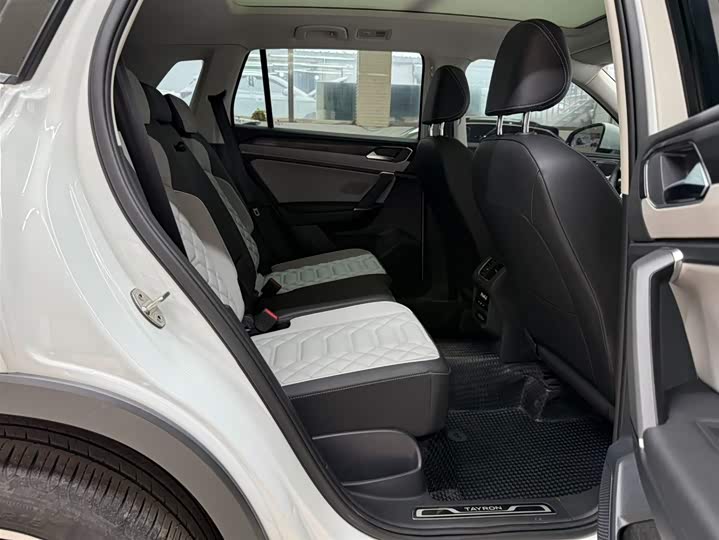 Tayron 2023 280TSI 2WD Luxury Plus Advanced фото 12