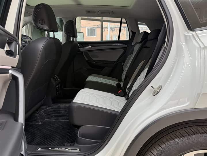 Tayron 2023 280TSI 2WD Luxury Plus Advanced фото 13