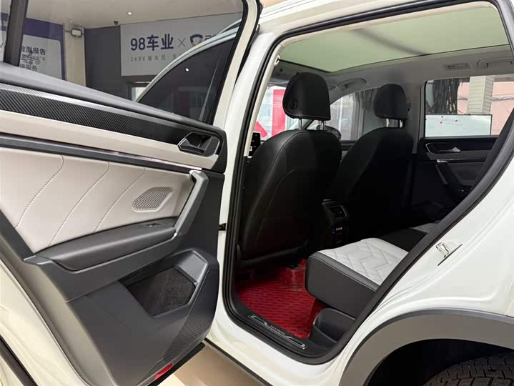 Tayron 2023 280TSI 2WD Luxury Plus Advanced фото 8