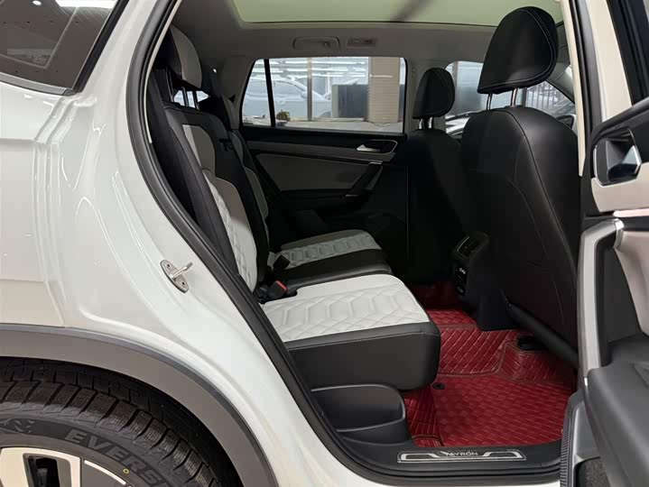 Tayron 2023 280TSI 2WD Luxury Plus Advanced фото 9