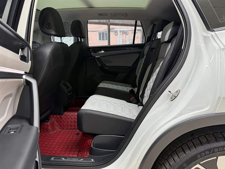 Tayron 2023 280TSI 2WD Luxury Plus Advanced фото 17