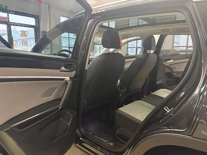 Tayron 2023 280TSI 2WD Luxury Plus Advanced фото 17
