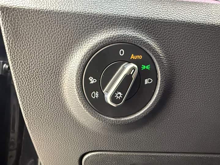 Tayron 2023 280TSI 2WD Luxury Plus Advanced фото 9
