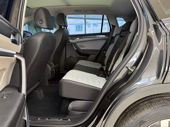 Tayron 2023 280TSI 2WD Luxury Plus Advanced фото 17