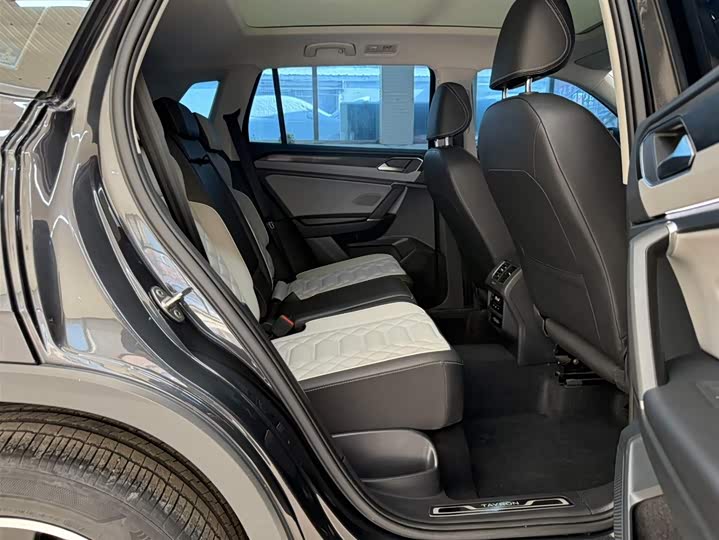 Tayron 2023 280TSI 2WD Luxury Plus Advanced фото 21