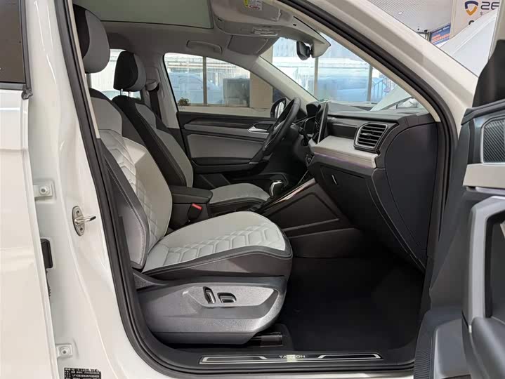 Tayron 2023 280TSI 2WD Luxury Plus Advanced фото 7