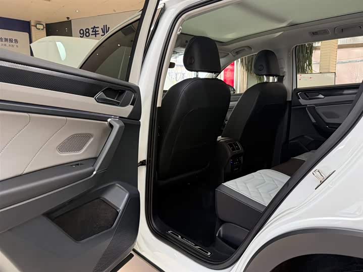 Tayron 2023 280TSI 2WD Luxury Plus Advanced фото 14