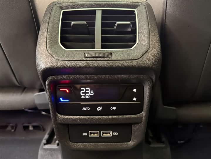 Tayron 2023 280TSI 2WD Luxury Plus Advanced фото 17