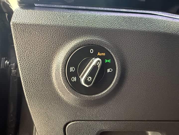 Tayron 2022 280TSI 2WD Luxury фото 9