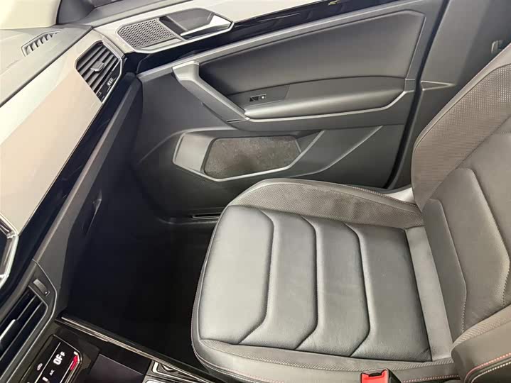 Tayron 2022 280TSI 2WD Luxury фото 13