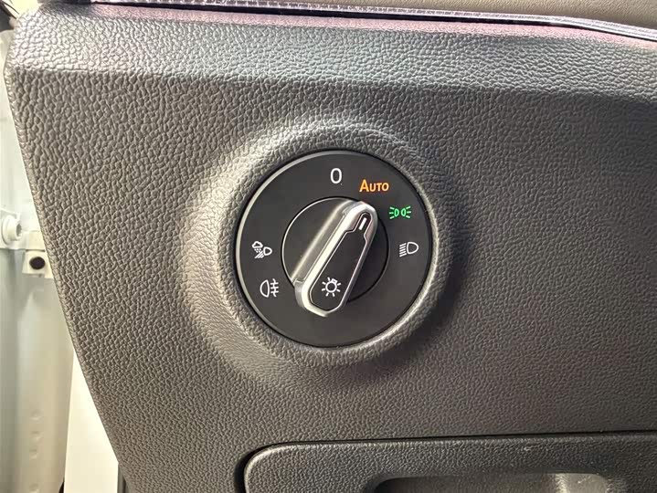 Tayron 2023 280TSI 2WD Luxury Plus Advanced фото 13