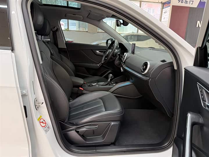 Audi Q2L 2022 35 TFSI фото 11