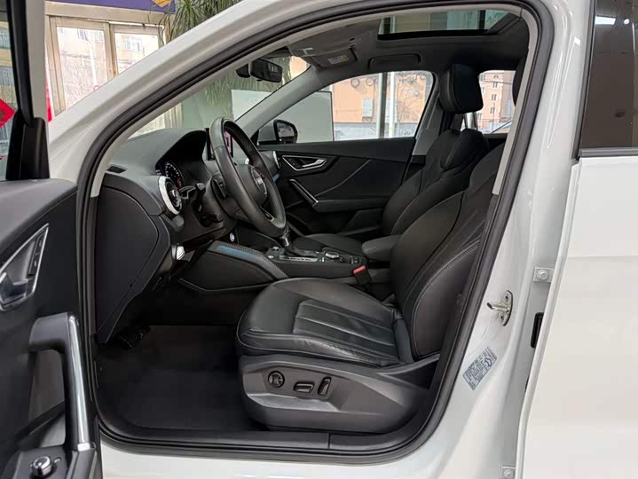 Audi Q2L 2022 35 TFSI фото 13