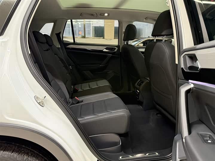Tayron 2022 280TSI 2WD Luxury фото 20