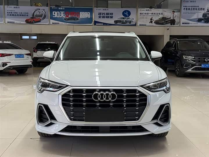 Audi Q3 2022 35 TFSI фото 2
