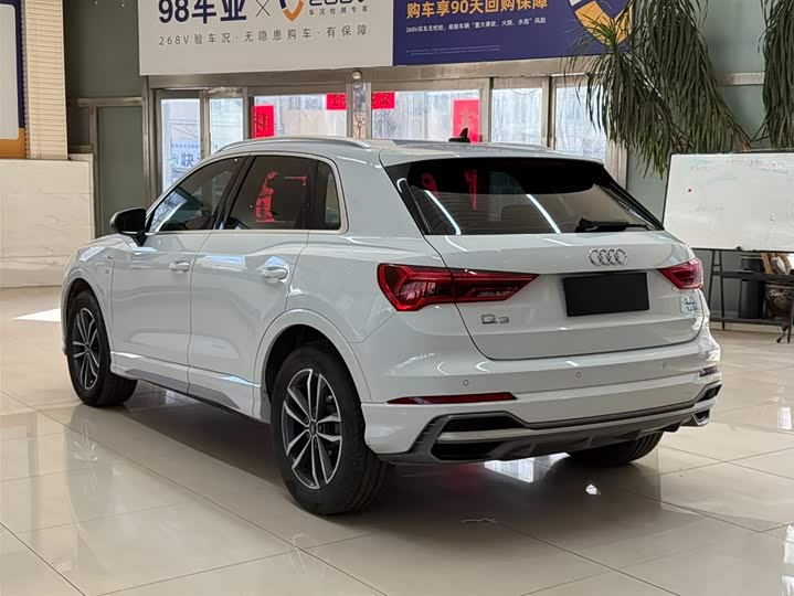 Audi Q3 2022 35 TFSI фото 6