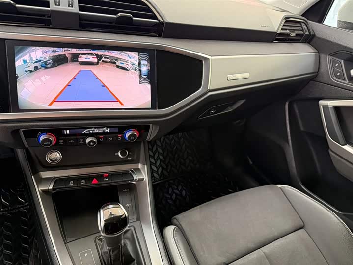 Audi Q3 2022 35 TFSI фото 18