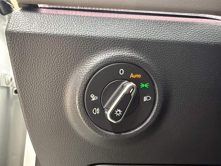 Tayron 2023 280TSI 2WD Luxury Plus Advanced фото 9