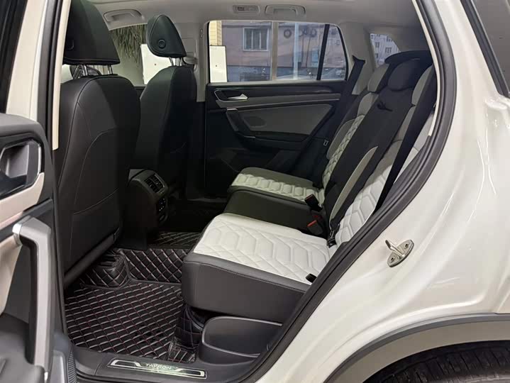 Tayron 2023 280TSI 2WD Luxury Plus Advanced фото 18